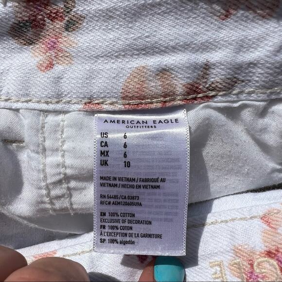 American Eagle Outfitters Floral Jean Shorts - White and Pink - Picture 4 of 5